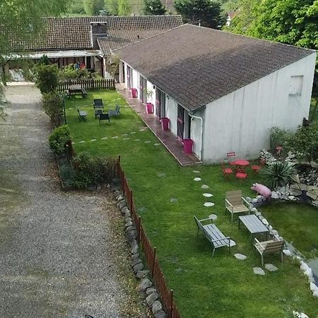 Les Garennes Bed & Breakfast Favieres  Bagian luar foto