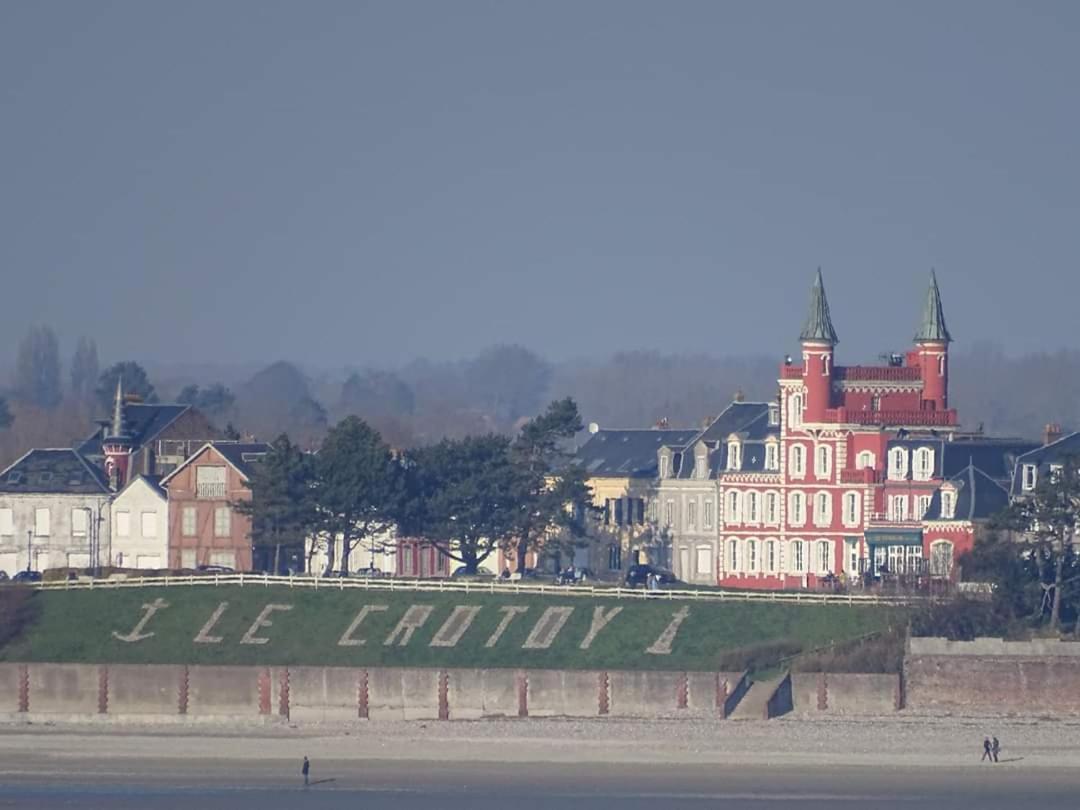 Les Garennes Bed & Breakfast Favieres  Bagian luar foto