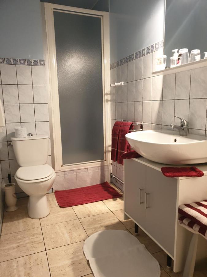Les Garennes Bed & Breakfast Favieres  Bagian luar foto