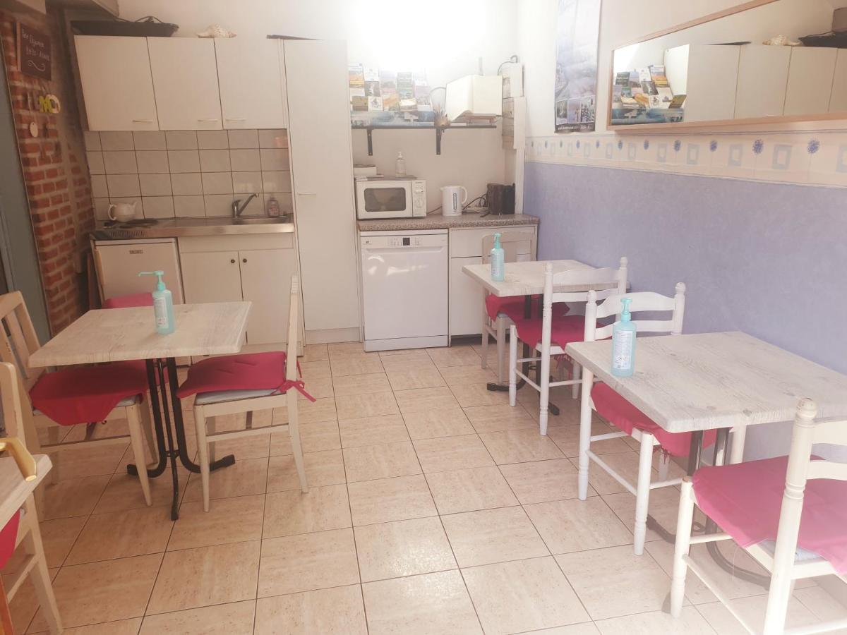 Les Garennes Bed & Breakfast Favieres  Bagian luar foto